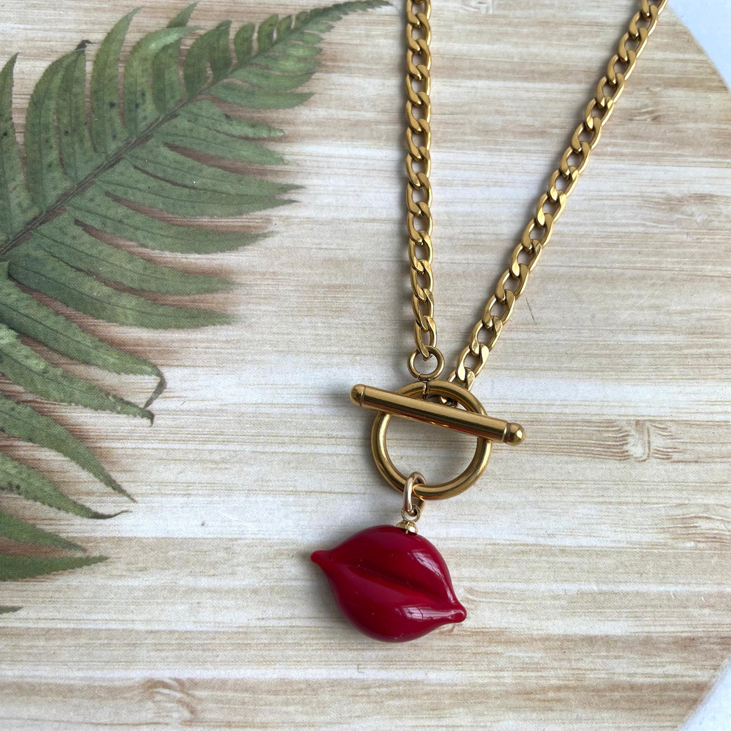 Red Lips Gold Necklace