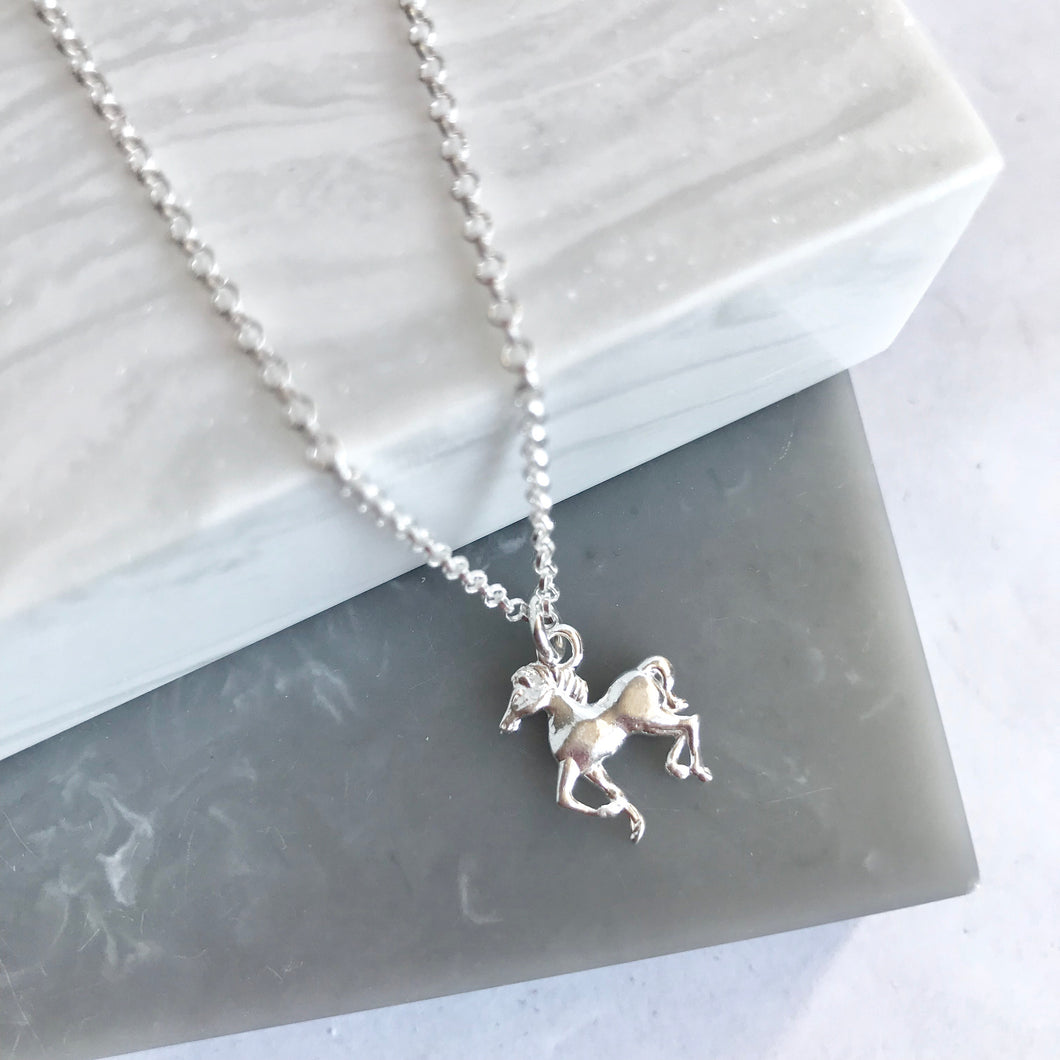 SALE!! Sterling Silver Horse Charm Necklace